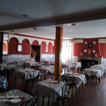 Hostal Restaurante El Parador Alcaracejos Eksteriør bilde