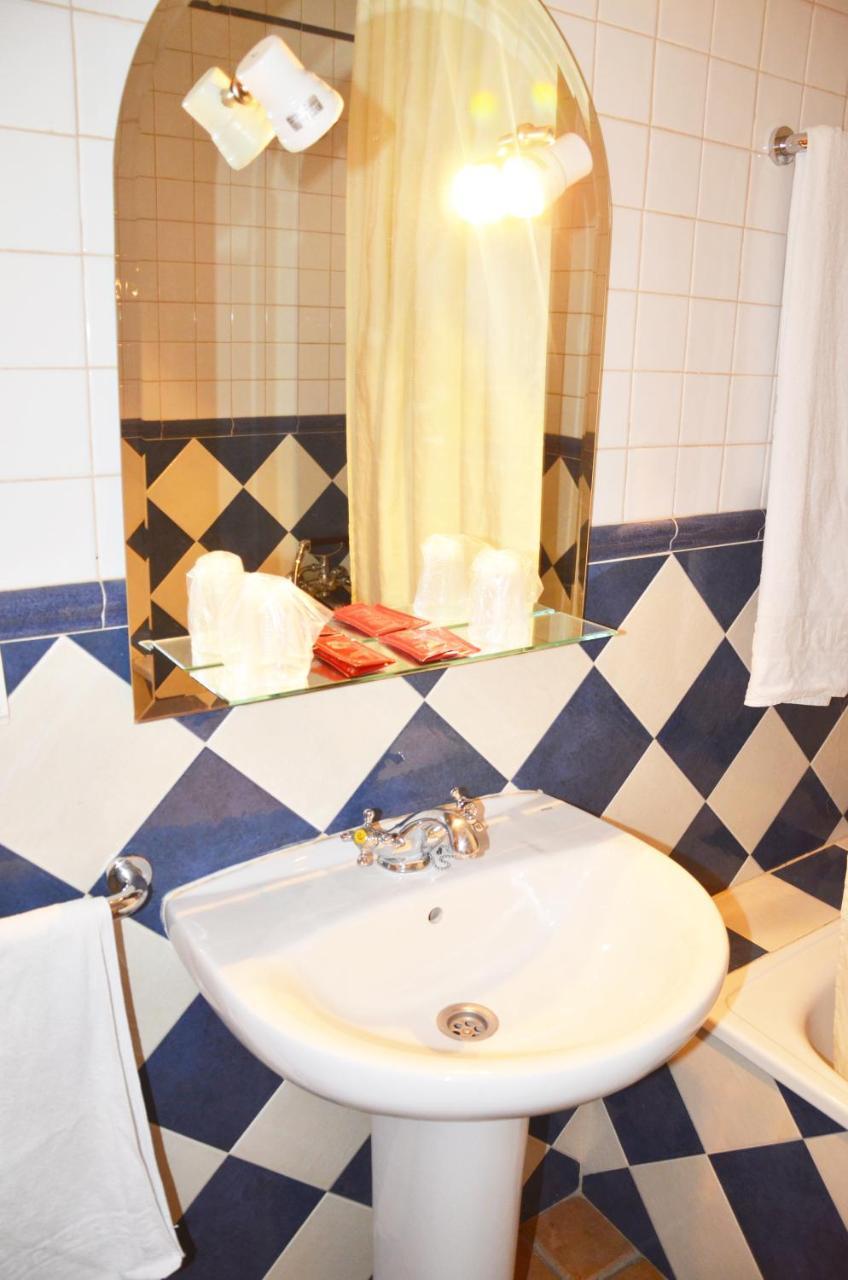 Hostal Restaurante El Parador Alcaracejos Eksteriør bilde